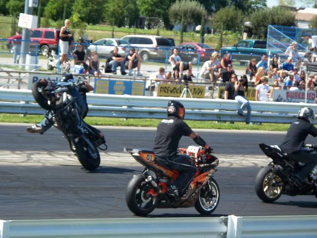 Name:  214.jpg
Views: 10
Size:  58.6 KB