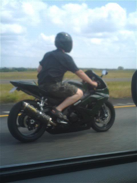 Name:  gsxr1k3.jpg
Views: 27
Size:  25.3 KB