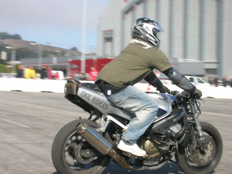 Name:  STUNTCOMP026.jpg
Views: 5
Size:  66.4 KB