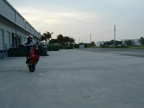 Name:  me.jpg
Views: 9
Size:  22.3 KB