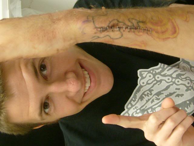 Name:  S7300695.jpg
Views: 18
Size:  30.5 KB