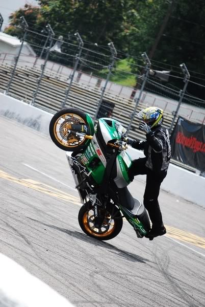 Name:  xdl27.jpg
Views: 82
Size:  61.4 KB