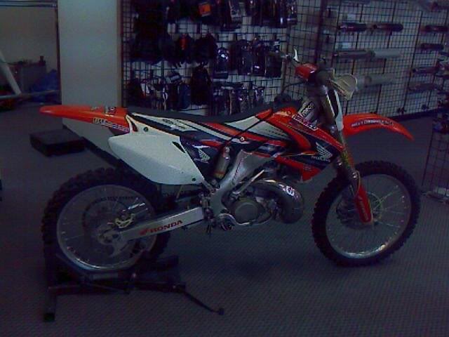 Name:  dirtbike.jpg
Views: 131
Size:  41.1 KB