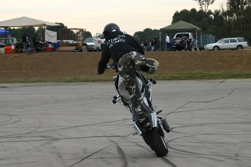 Name:  stuntskills132.jpg
Views: 32
Size:  52.5 KB