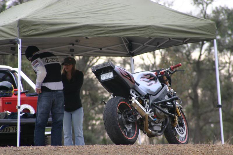 Name:  stuntskills169.jpg
Views: 14
Size:  64.2 KB