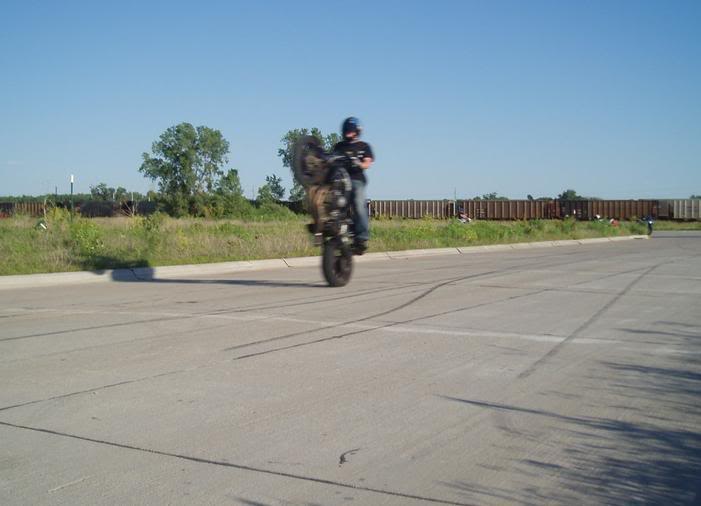 Name:  wheelie2.jpg
Views: 8
Size:  33.5 KB
