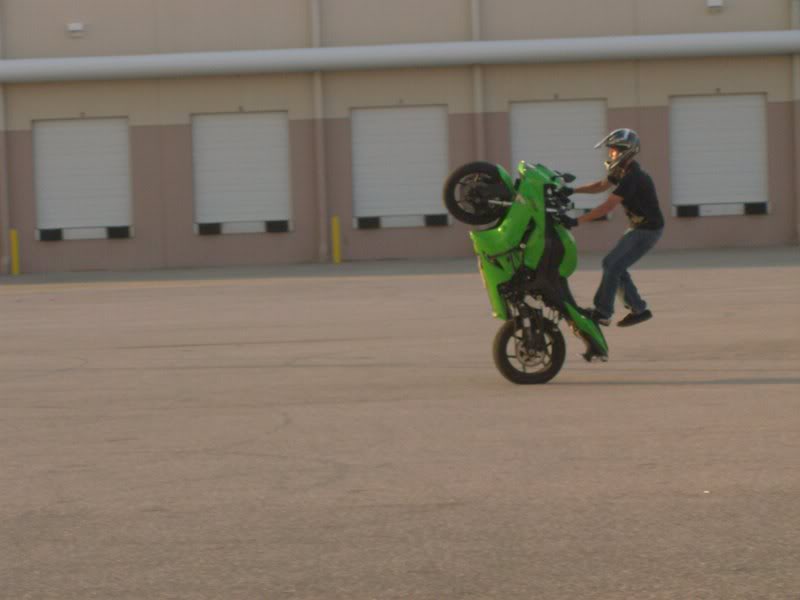 Name:  june2008006.jpg
Views: 42
Size:  30.3 KB