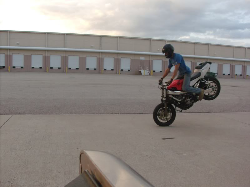 Name:  june2008051.jpg
Views: 47
Size:  39.3 KB