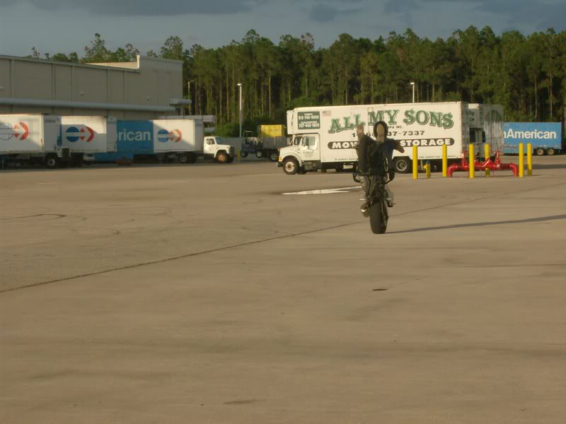 Name:  june2008009.jpg
Views: 18
Size:  47.7 KB