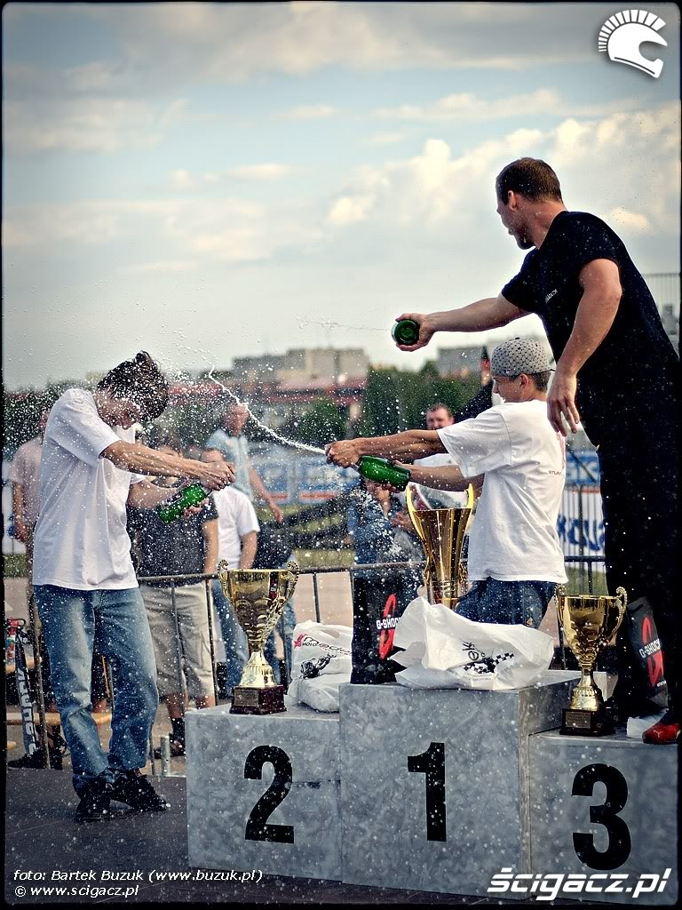 Name:  stunter13_pasio_i_tomek600_oblewaja.jpg
Views: 72
Size:  215.6 KB