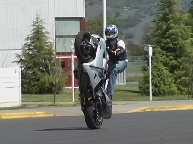 Name:  IMGA0023.jpg
Views: 15
Size:  44.9 KB