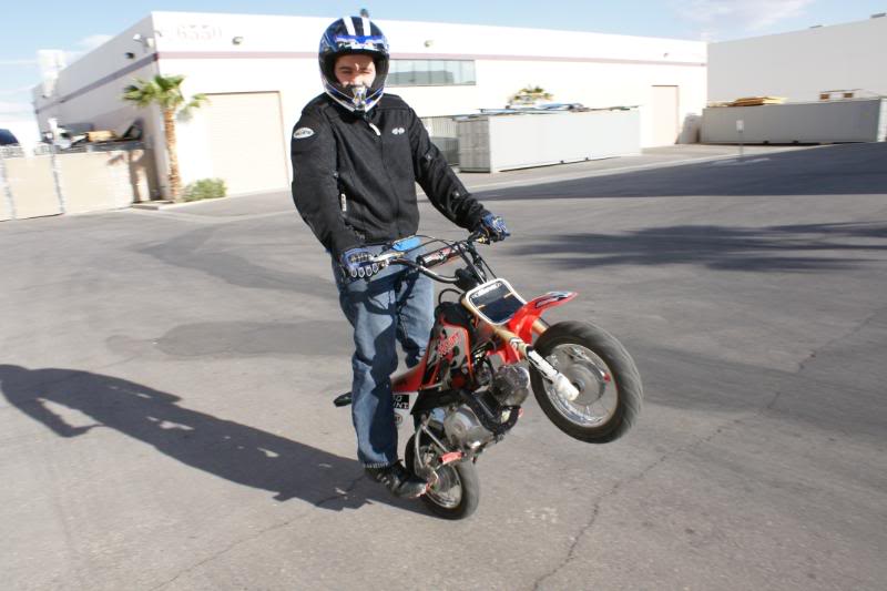 Name:  stunt03-29-08075.jpg
Views: 187
Size:  73.6 KB