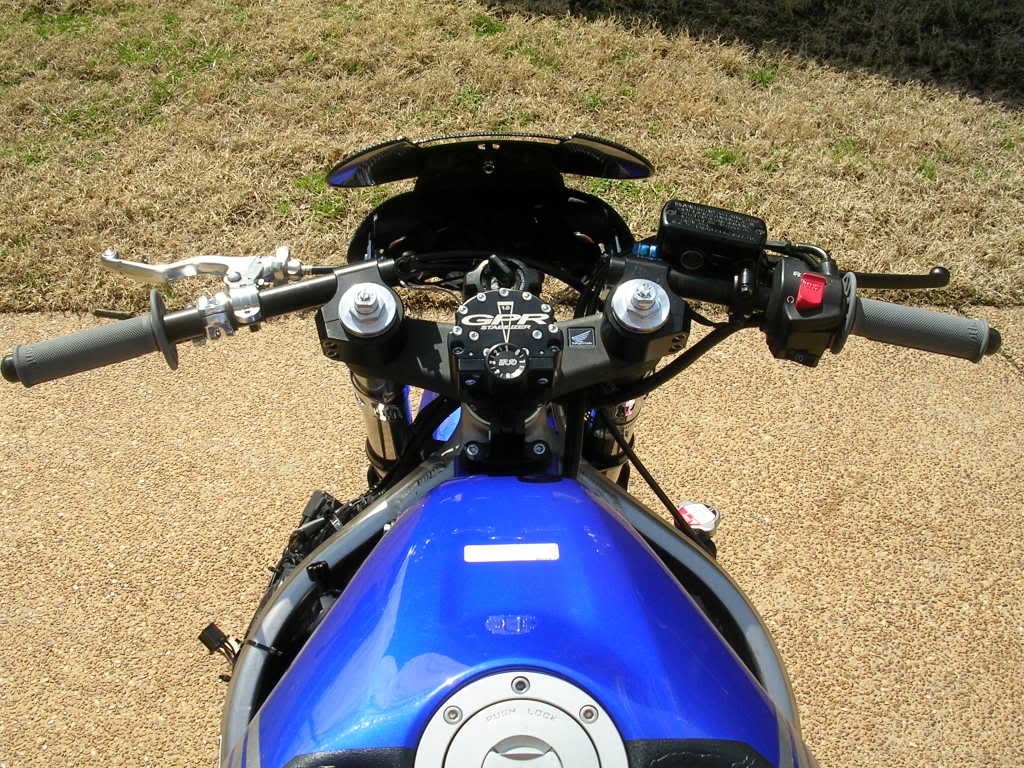 Name:  2006HondaCBR600F4iSTUNTBIKE009.jpg
Views: 304
Size:  159.1 KB