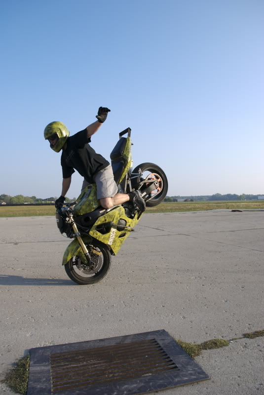 Name:  ChuckSolo100.jpg
Views: 10
Size:  59.3 KB