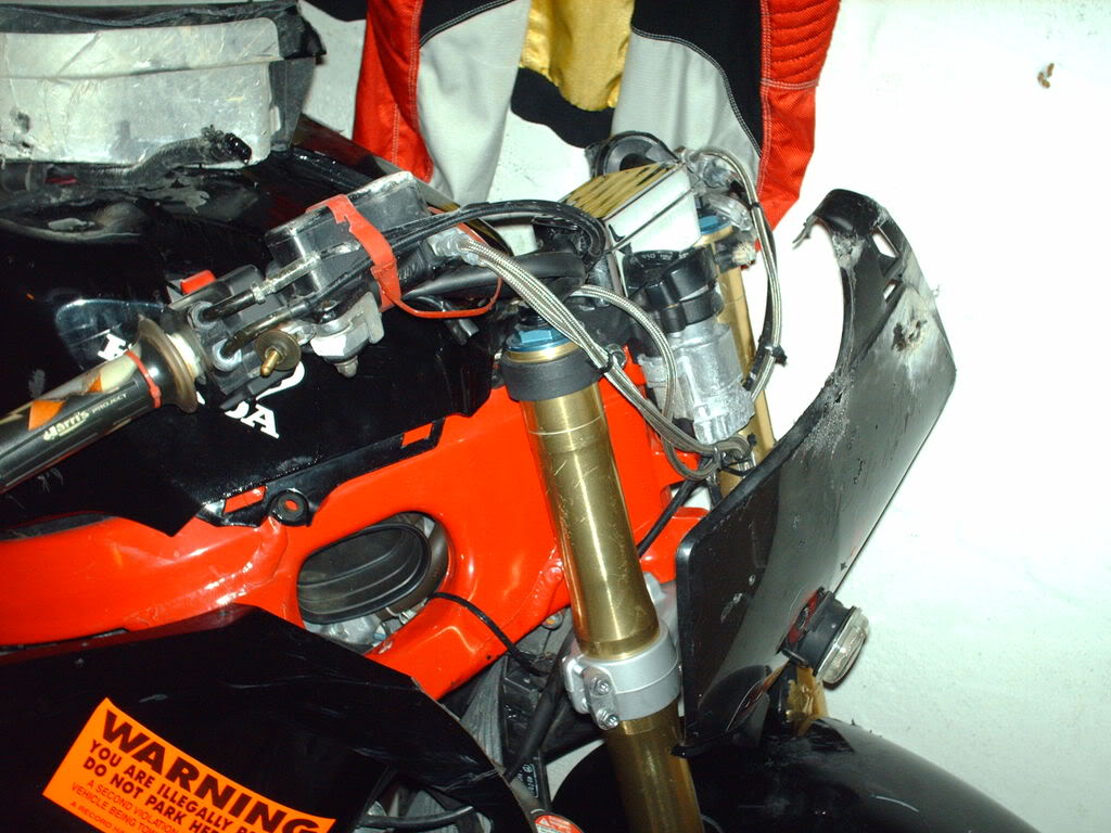 Name:  Aftercrash009.jpg
Views: 10
Size:  138.1 KB