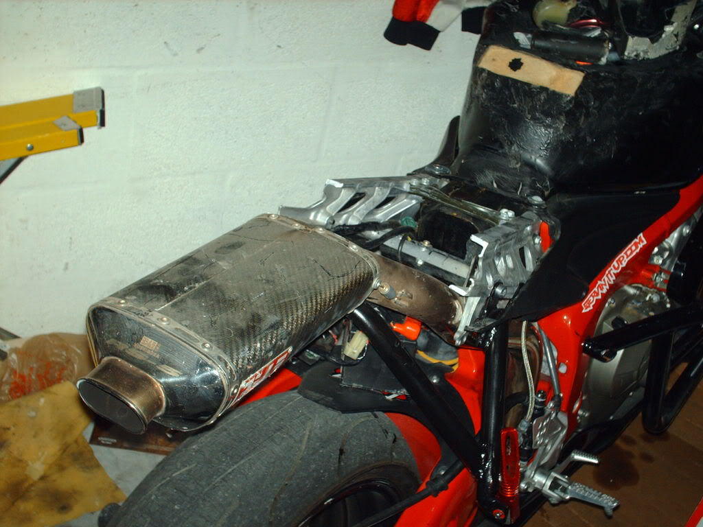 Name:  Aftercrash005.jpg
Views: 12
Size:  122.2 KB