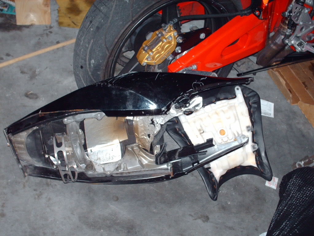 Name:  Aftercrash007.jpg
Views: 11
Size:  126.5 KB