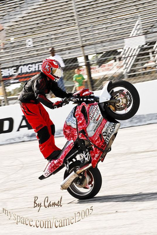 Name:  Stuntwars2008002.jpg
Views: 140
Size:  190.7 KB