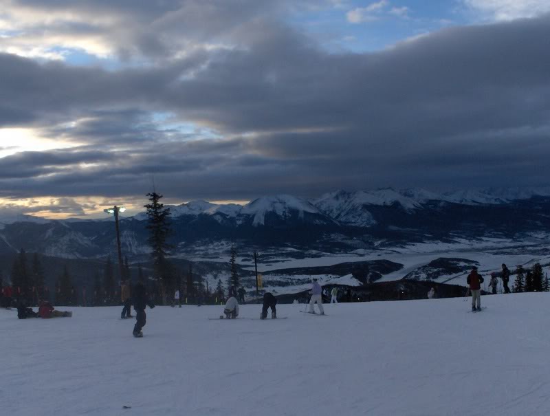 Name:  Mtns3.jpg
Views: 5
Size:  46.2 KB