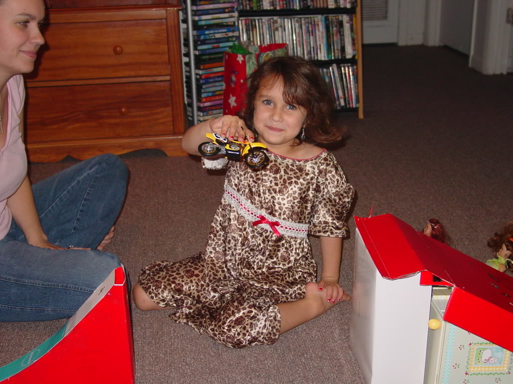 Name:  12-25-2007037.jpg
Views: 12
Size:  151.0 KB