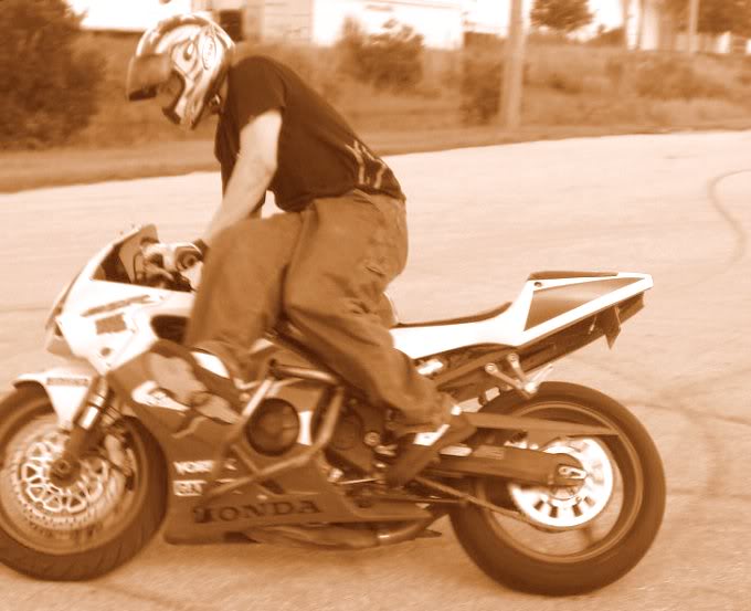 Name:  killintires1.jpg
Views: 25
Size:  48.4 KB