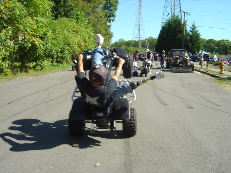 Name:  mfistuntshow014.jpg
Views: 11
Size:  108.0 KB