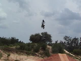 Name:  Cap0005.jpg
Views: 166
Size:  11.5 KB