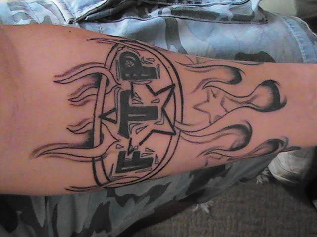 Name:  stuntpicsofme402.jpg
Views: 13
Size:  50.0 KB