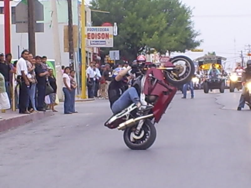 Name:  MonclovaMexico033.jpg
Views: 19
Size:  98.4 KB