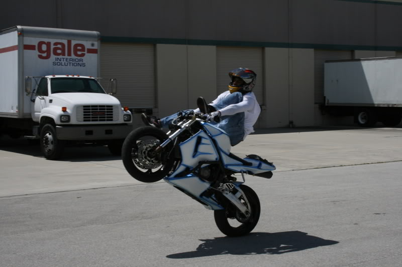 Name:  4-22-07002.jpg
Views: 45
Size:  53.9 KB