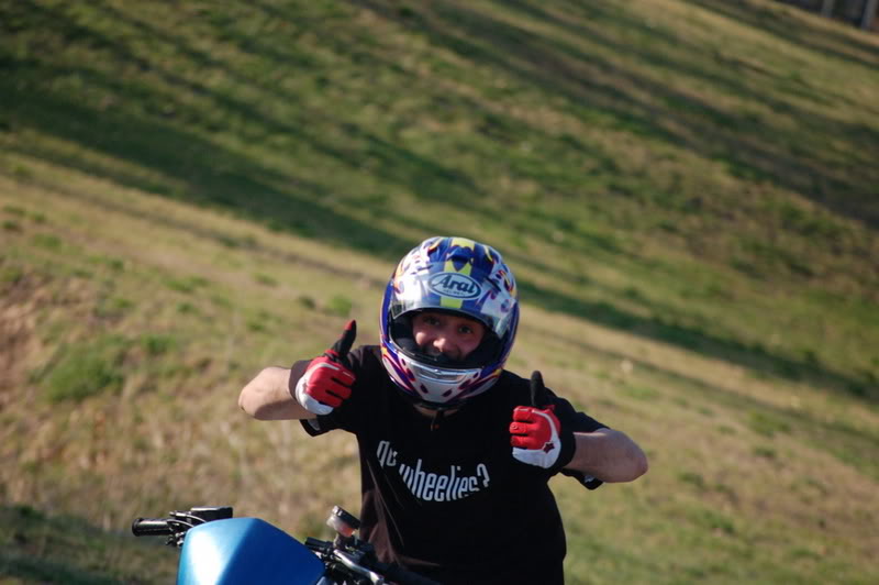 Name:  mototown-4-22215.jpg
Views: 6
Size:  77.8 KB