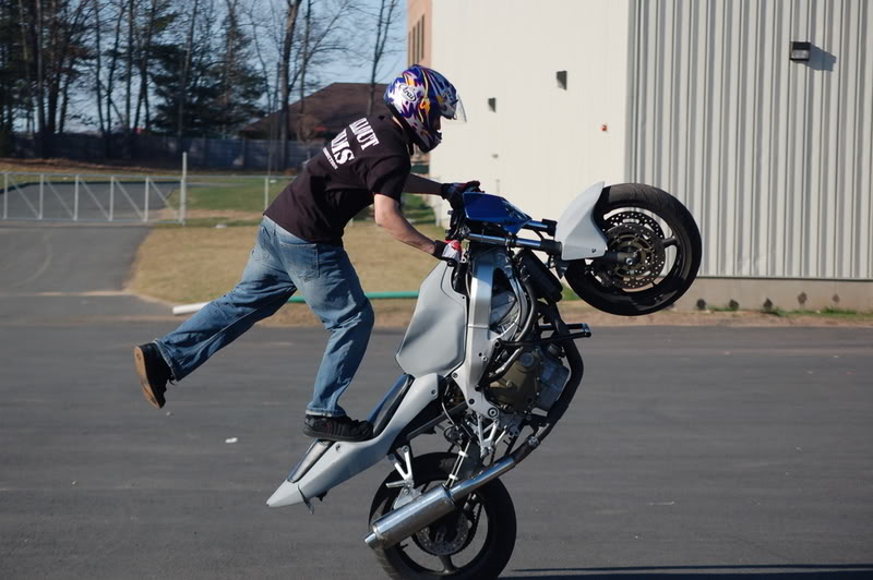 Name:  mototown-4-22165.jpg
Views: 6
Size:  103.6 KB