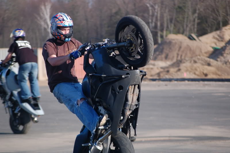 Name:  mototown-4-22166.jpg
Views: 7
Size:  86.9 KB