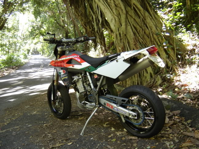 Name:  fbf004.jpg
Views: 274
Size:  122.2 KB