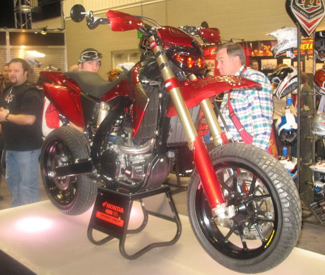 Name:  expo040.jpg
Views: 339
Size:  75.1 KB