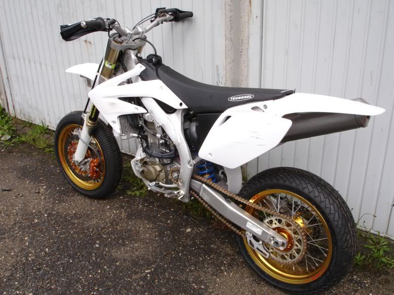 Name:  CRF_RAIN2.jpg
Views: 312
Size:  86.6 KB