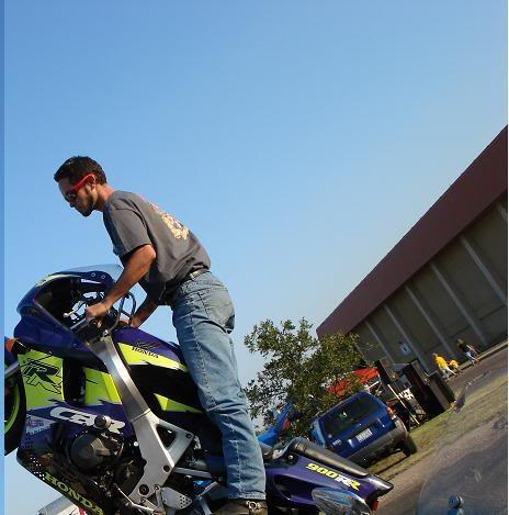 Name: hahafakewheelie.jpg
Views: 11
Size: 34.2 KB