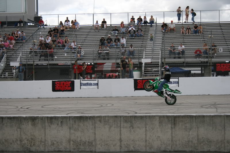 Name:  stuntwars1-11-07216.jpg
Views: 8
Size:  90.9 KB