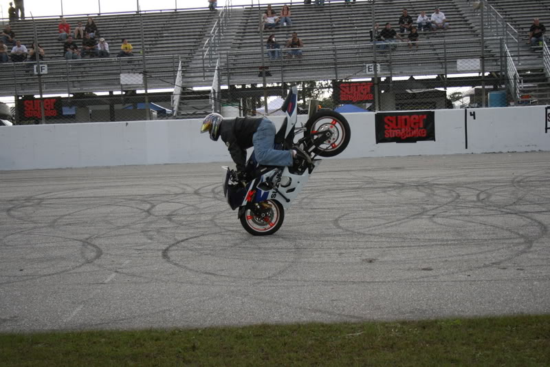 Name:  stuntwars1-11-07322.jpg
Views: 7
Size:  99.9 KB