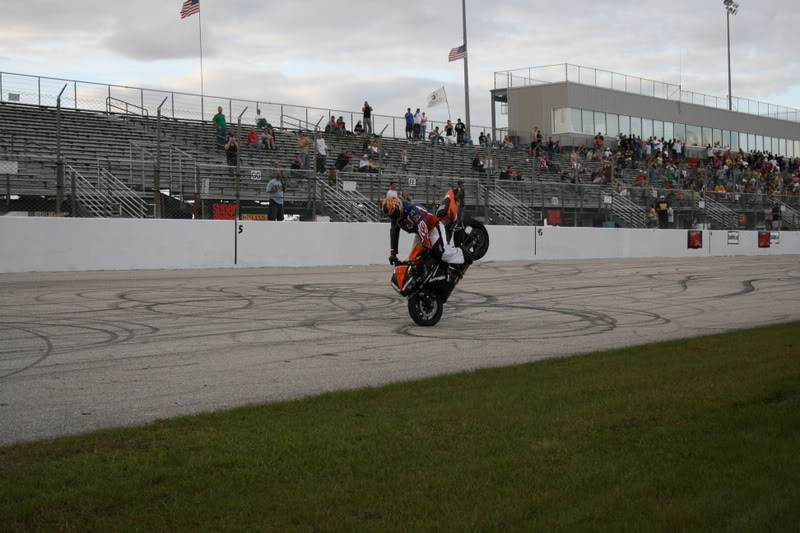 Name:  stuntwars1-11-07328.jpg
Views: 6
Size:  80.4 KB