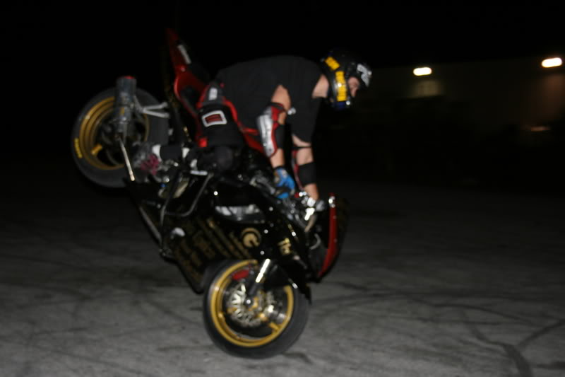 Name:  stuntwars1-11-07119.jpg
Views: 6
Size:  36.6 KB