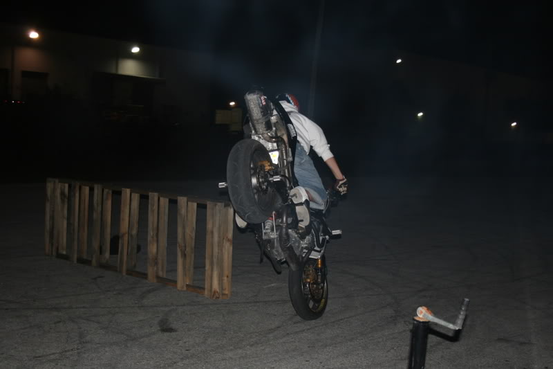 Name:  stuntwars1-11-07071.jpg
Views: 10
Size:  42.3 KB