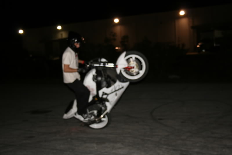 Name:  stuntwars1-11-07078.jpg
Views: 6
Size:  29.5 KB