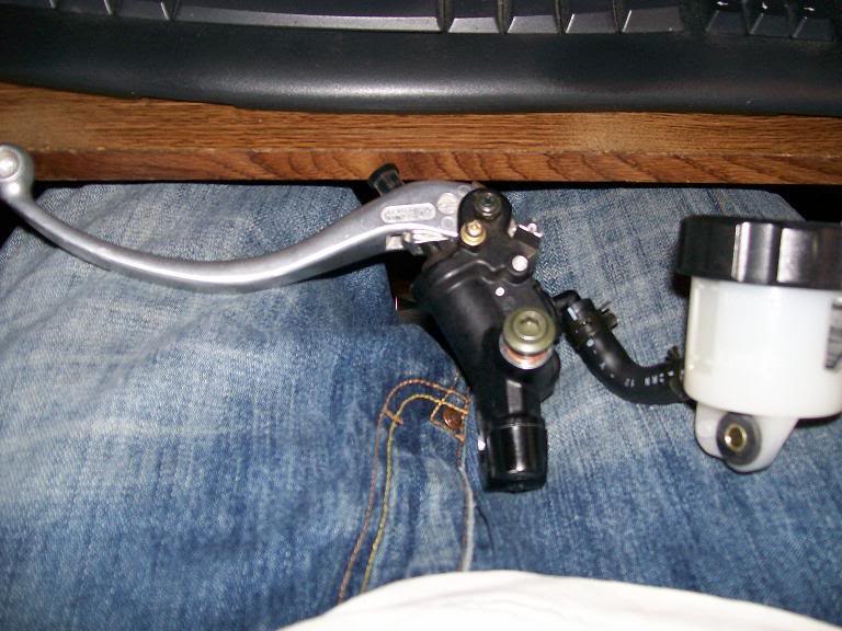Name: handbrakeparts2.jpg
Views: 17
Size: 77.4 KB