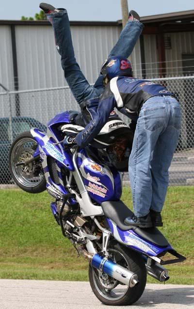 Name:  947375168_l.jpg
Views: 4
Size:  49.8 KB