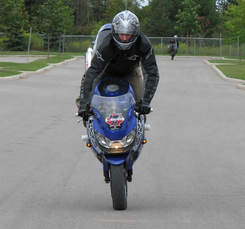 Name:  GynxxxStoppie1.jpg
Views: 12
Size:  84.2 KB
