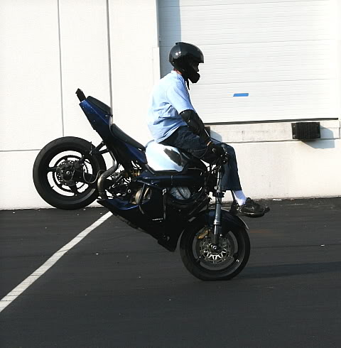 Name:  Stunt03.jpg
Views: 13
Size:  42.7 KB