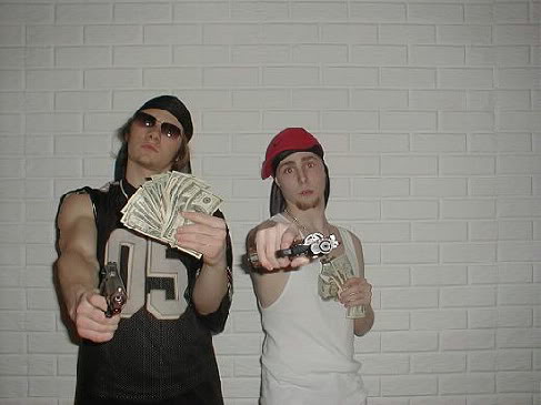 Name:  gangster.jpg
Views: 10
Size:  29.8 KB