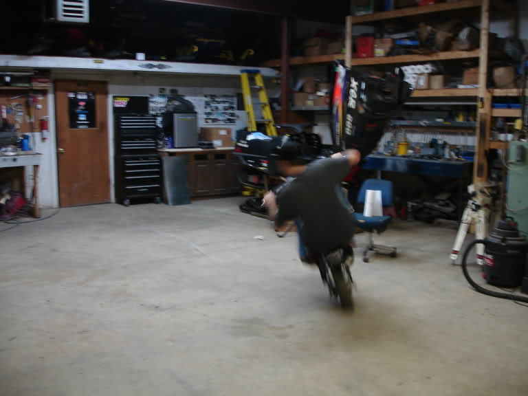 Name:  garage.jpg
Views: 8
Size:  55.1 KB