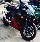 Click image for larger version

Name:	my r6 in croton.jpg
Views:	289
Size:	51.6 KB
ID:	54824